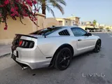 FORD MUSTANG - V6 (Sale or SWAP)